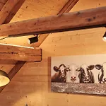Haus Herzbluat 度假居 *